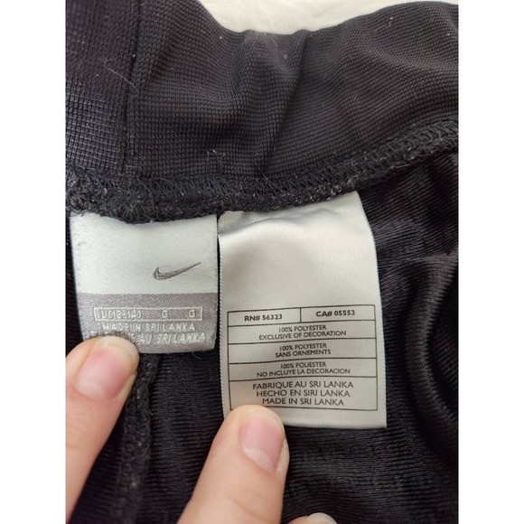 Nike Womens Activewear Shorts Black White Stripe Elastic Waist Pull On‎ Logo L - Picture 5 of 5